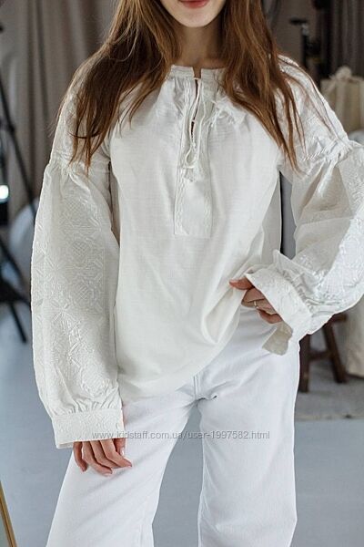 Жіноча вишиванка сучасна мережка блуза вишита сорочка біла з мереживом