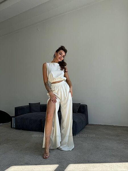 Прогулянковий костюм 