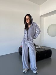 Нереально крутий, просто бомбіческий костюм. Кофта Оверсайз та висока посад
