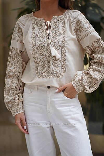 Жіноча вишиванка сучасна мережка блуза вишита сорочка біла з мереживом