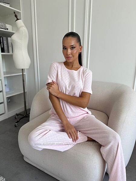 Комплект штани з футболкою Rose Amour з трансферної рібани Легкий, ніжний