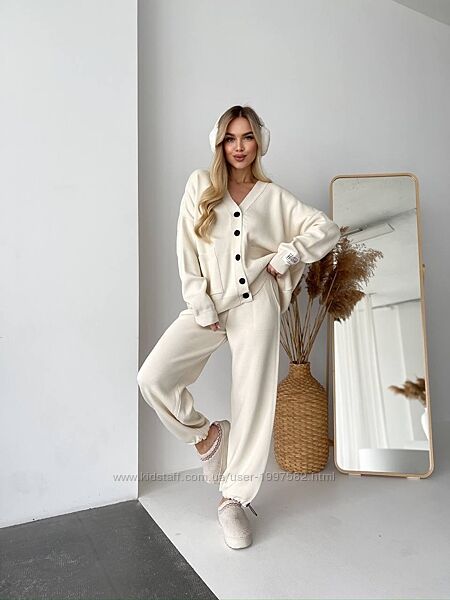 Трикотажний костюм-двійка