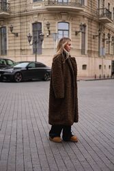 Довга шуба Oversize з дуже щільного теплого еко хутра 