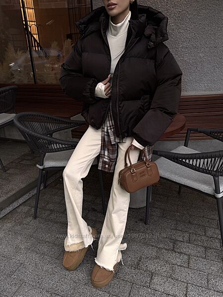 Пуфер Пуфі Стильна новинка зими 25/26 - пуховик оверсайз з об´ємним коміром