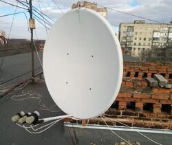 Продам рабочую спутниковую антенну в Полтаве.