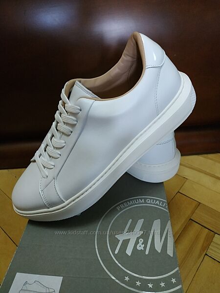 Белые кожаные кеды на толстой подошве. унисекс H&M
