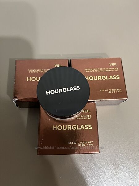 Veil translucent setting powder hourglass