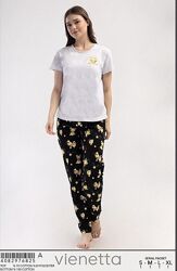 Піжами для дому та сну