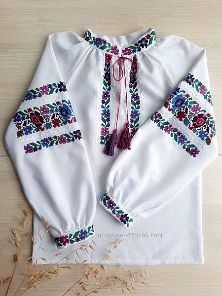 Вишиванка для дівчинки. Ручна вишивка, домоткане полотно 100 бавовна