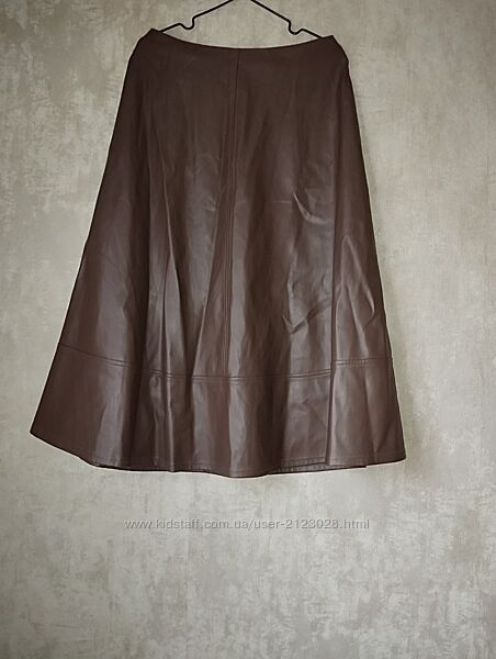 Спідниця міді з коричневої екошкіри від Primark 44 розмір