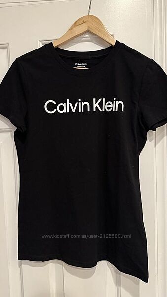 Футболка жіноча , бавовна. оригінал, нова з бірками.