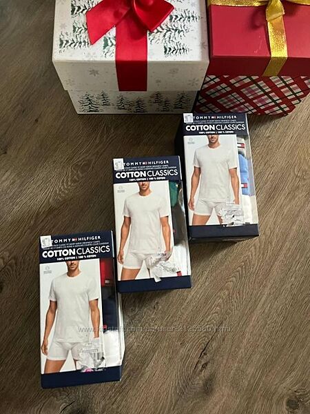 Набір чоловічих футболок, tommy hilfiger. оригінал, нові в упаковці.