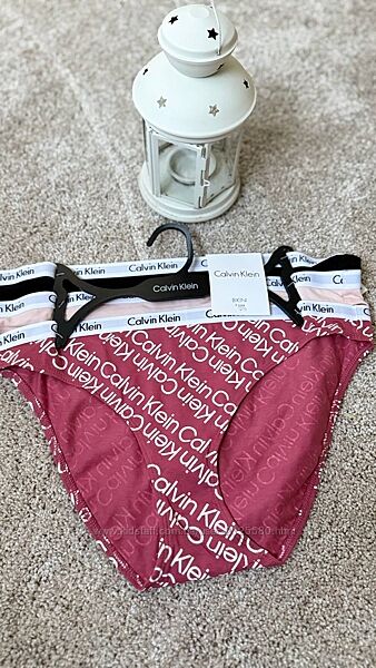 Набір трусиків жіночій, calvin klein/ кельвін кляін, нові з бірками.