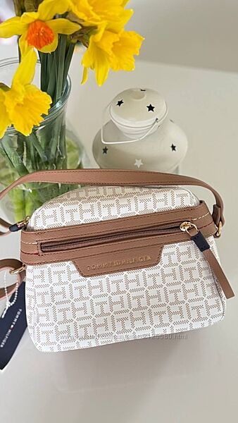 Сумка-кроссбоді , tommy hilfiger/ томмі хілфігер. оригінал , нова з бірками