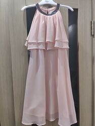 Продам красивое платье розового цвета, 134-140р, 9-10 лет