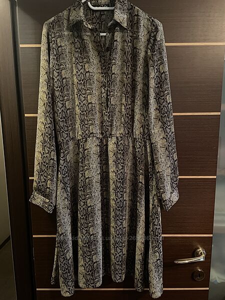 Продам сукню