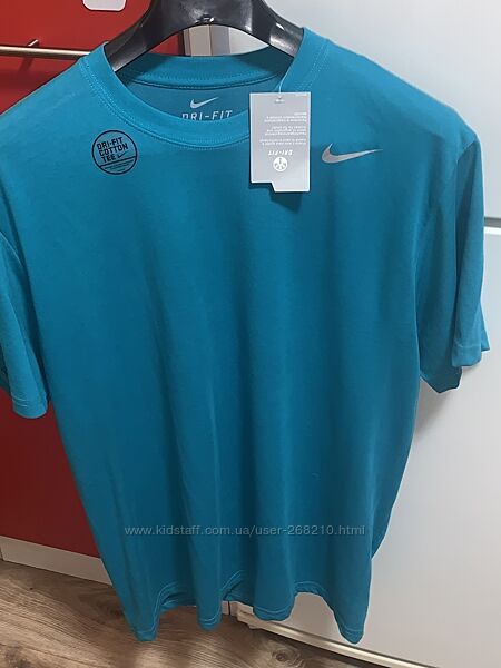 Чоловіча футболка Nike, розмір М
