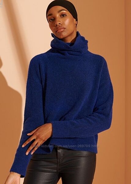 Светр вільного крою в складі альпака