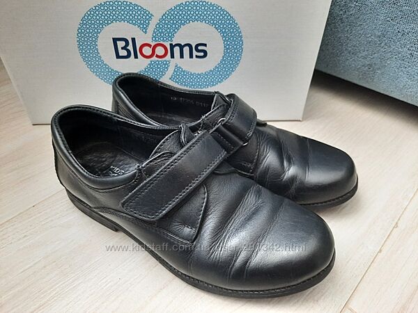 Туфлі  Blooms р. 33.
